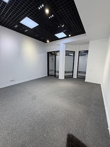 аренда места для бизнеса: Аренда офисов, 30 м², В жилом комплексе, 1 линия — 8