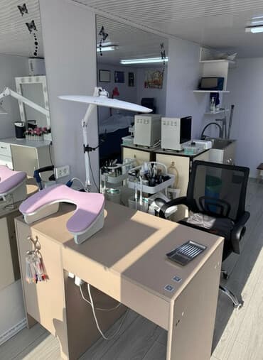 купить дом в рассрочку от хозяина: Сдаю маникюрный стол в аренду! 📍 Новопавловка, людное место Стол — 1