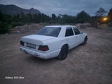 клей для фар: Mercedes-Benz W124: 1986 г., 2.3 л, Механика, Дизель, Седан — 3