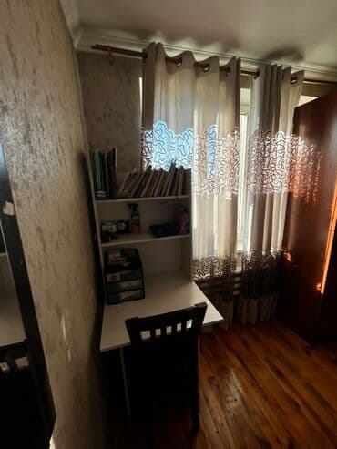 сдаю дом в токмоке: Сдаю дом двух этажный на долгий срок!!! Центр конализациягаз,трёх — 20