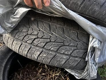 50: Шины 285 / 50 / R 20, Всесезонная, Б/у, Комплект, Легковые, Roadstone — 1