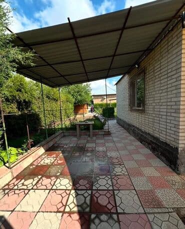 дом 3 комнаты: Үй, 33000 кв. м, 3 бөлмө, Менчик ээси — 2