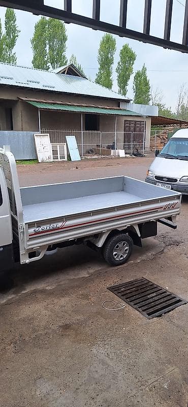 автобокс аренда: Легкий грузовик, Hyundai, Стандарт — 5