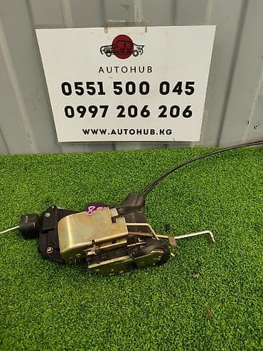 key maker: Замок двери для NISSAN Cefiro A33, двигатель VQ20(DE), год 2002 — 1