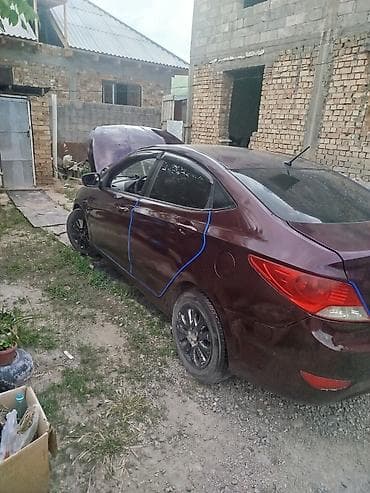 Hyundai Solaris: 2011 г., 1.6 л, Автомат, Бензин, Седан at lalafo.kg Hyundai Solaris: 2011 г., 1.6 л, Автомат, Бензин, Седан