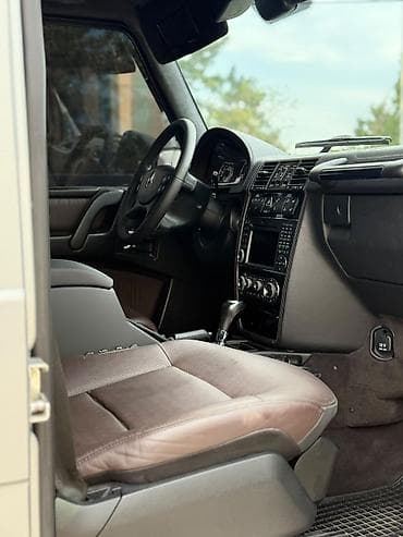 Mercedes-Benz G-class AMG: 2010 г., 5.5 л, Автомат, Бензин, Внедорожник — 10