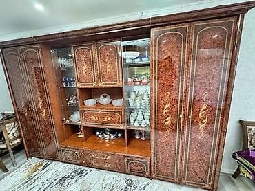 Тумбы и подставки: Гарнитур для зала, Б/у, Шкаф, Дерево, Самовывоз, цвет - Коричневый — 1