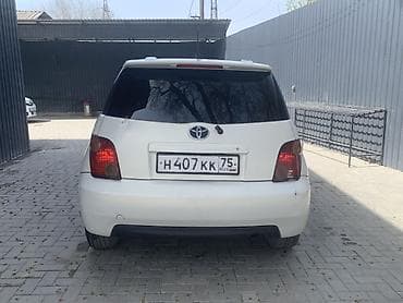 каропка на жигули: Toyota Ist: 2004 г., 1.5 л, Автомат, Бензин, Хэтчбэк — 4