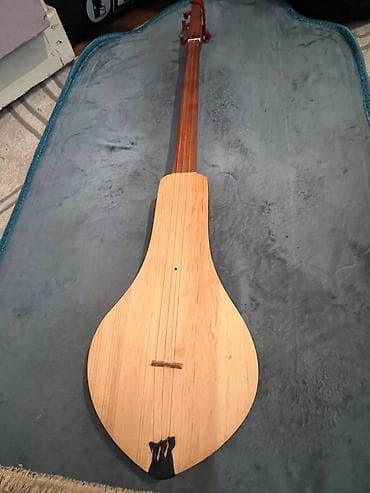 домбра купить: Өрүк комуз - Корпус грушевидной формы, резонатор из светлой — 1