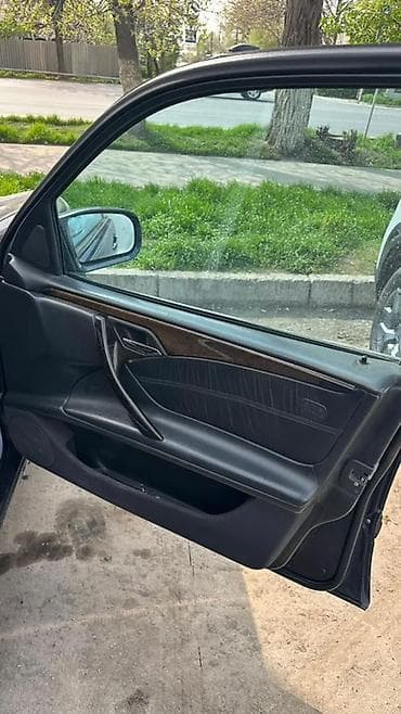 Продажа авто: Mercedes-Benz E-Class: 2001 г., 4.3 л, Автомат, Бензин, Седан — 10