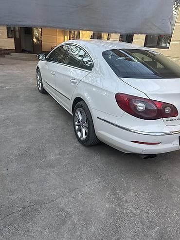 Volkswagen Passat CC: 2012 г., 1.8 л, Робот, Бензин, Лифтбек