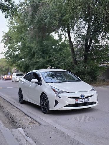 Toyota Prius: 2017 г., 1.8 л, Вариатор, Бензин, Хетчбек — 1