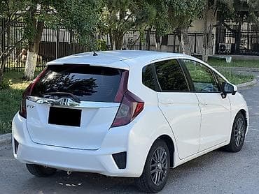 фит капот: Honda Fit: 2016 г., 1.5 л, Вариатор, Бензин, Хэтчбэк — 4