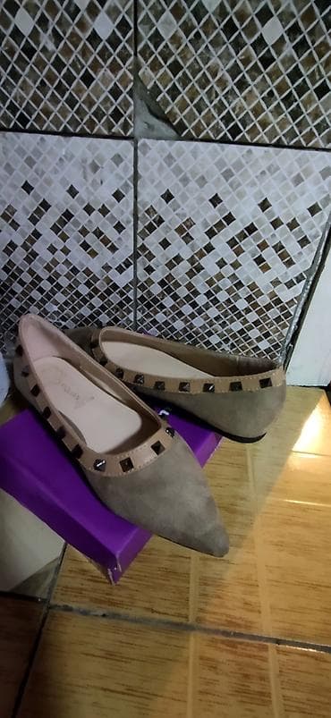 скупка кроссовок: Туфли, 38.5, 39, ALS, Новый, цвет - Бежевый, Самовывоз — 5