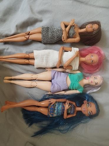 СРОЧНО ПРОДАЮ КУКОЛ БАРБИ И ОДНУ МОНСТРЯШКУ насчёт цен пишите в личку at lalafo.kg СРОЧНО ПРОДАЮ КУКОЛ БАРБИ И ОДНУ МОНСТРЯШКУ насчёт цен пишите в личку