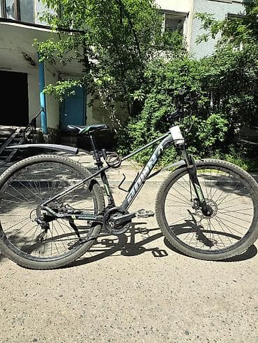 Горный велосипед Stern (серия Motion/Storm — фирменная графика на