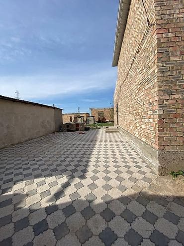 Продаю дом 📍район Ак ордо 3 год постройки 2019 года Конечная at lalafo.kg Продаю дом 📍район Ак ордо 3 год постройки 2019 года Конечная