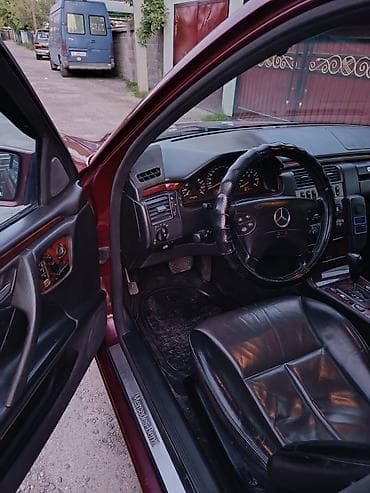 bmv e36: Mercedes-Benz E-Class: 2001 г., 2.6 л, Автомат, Бензин, Седан — 9