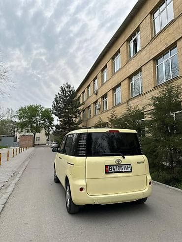 platz vitz: Toyota Sienta: 2003 г., 1.5 л, Автомат, Бензин, Минивэн — 4