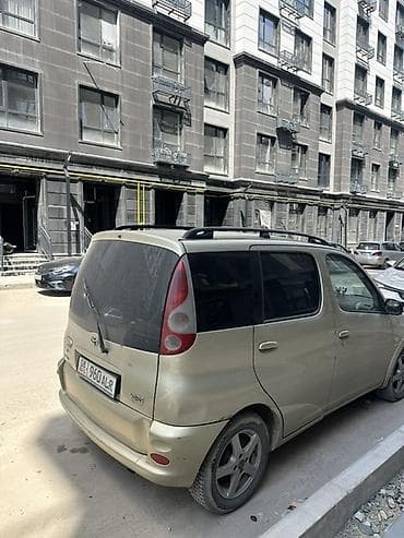Унаа сатуу: Toyota Yaris Verso: 2002 г., 1.3 л, Автомат, Бензин, Вэн/Минивэн — 3