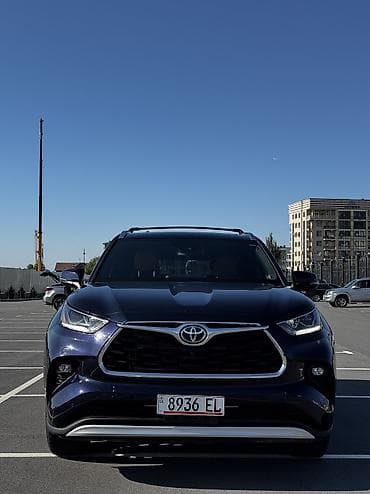Toyota Highlander: 2021 г., 2.5 л, Автомат, Гибрид, Внедорожник — 2