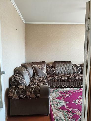 одноклмнатная квартира: 3 комнаты, 999999 м², 105 серия, 2 этаж — 3