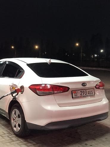 Продажа авто: Kia Cerato: 2019 г., 1.6 л, Автомат, Бензин, Хэтчбэк — 3