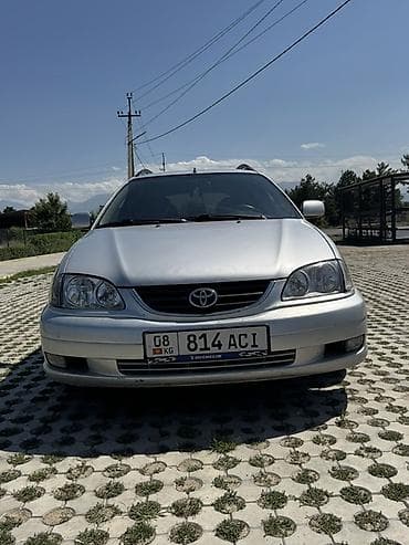 Toyota Avensis: 2002 г., Механика, Дизель, Универсал