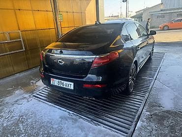 Продажа авто: GAC Trumpchi GA5 (емблема GAC), черный седан бизнес-класса. Кузов и — 6