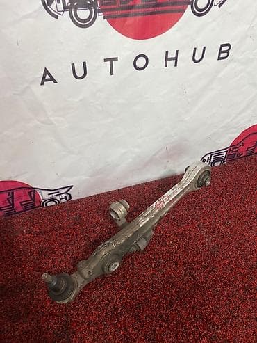 aud: Передний правый рычаг Audi 1999 г., Б/у, Оригинал, Япония — 1
