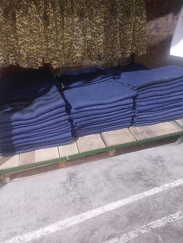 вязаное одеяло на выписку: Одеяла синие с 3 черными полосками 70% шерстью б/у не новые без — 2