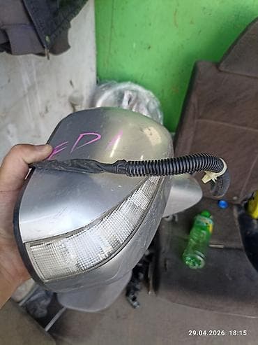 Боковое правое Зеркало Honda Оригинал