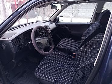 mitsubishi sigma: Volkswagen Golf: 1992 г., 1.8 л, Механика, Бензин, Седан — 10