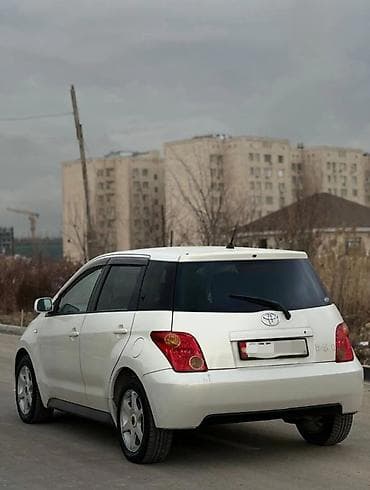 town ace: Toyota Ist: 2003 г., 1.3 л, Автомат, Бензин, Хэтчбэк — 4