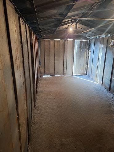 паркинг аламедин 1: Сдаю склад в аренду. Охрана 24/7. Есть электричество. Помещение — 1