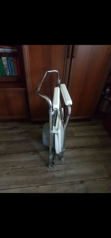 Кычкылтек жаздыктары: Кресло-туалет стальное со спинкой Кресло-туалет предназначается для — 4