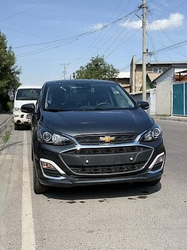 Chevrolet Spark: 2021 г., 1 л, Вариатор, Бензин, Хэтчбэк