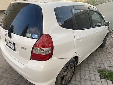 срв 2000г: Honda Fit: 2003 г., 1.3 л, Бензин, Хэтчбэк — 5
