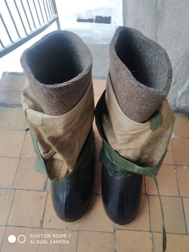 купить прикормочный кораблик бу: Валенки с бахилами химзащиты для зимней рыбалки.Размер 42-44 — 1