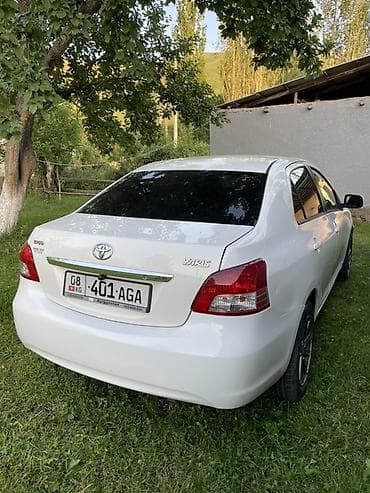 жигули ваз2104: Toyota Yaris: 2008 г., 1.3 л, Автомат, Бензин, Седан — 3