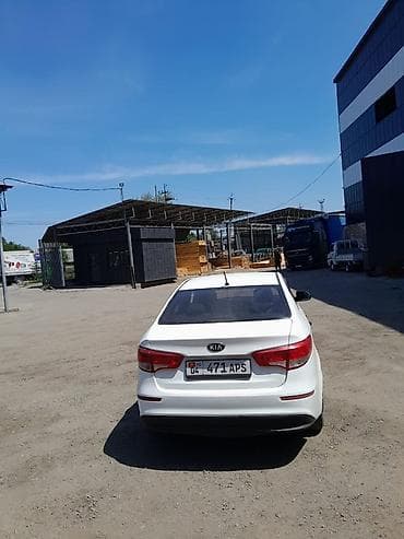 kia rio 2012: Kia Rio: 2015 г., Механика, Седан — 6