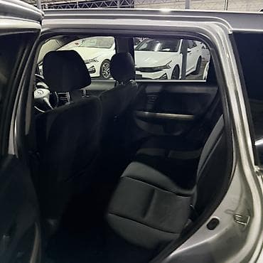 Продажа авто: Toyota Ist: 2003 г., 1.3 л, Автомат, Бензин, Хэтчбэк — 10