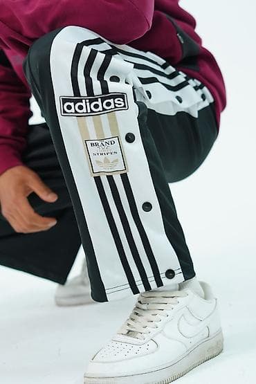 Спортивные штаны adidas с кнопками по бокам. Сэкон-Хенд