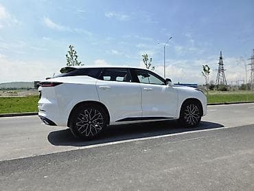 aiways u5: Changan Uni-Z: 2025 г., 1.5 л, Робот, Бензин, Кроссовер — 7