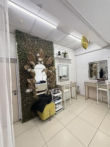 требуется автомойка: Аренда кабинетов в салонах красоты, 15 м², Для лешмейкера — 3