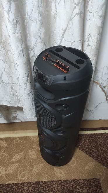 second hand: Продаётся!
На счёт цены пишите или звоните! — 7