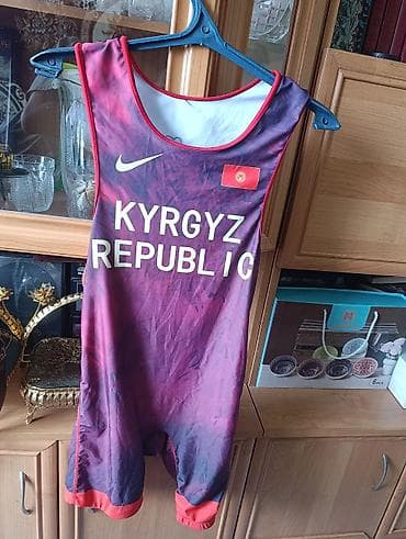 longchamp бишкек: Эркектердин спорттук костюму, Жаңы, Өзү алып кетүү, Акылуу жеткирүү — 2