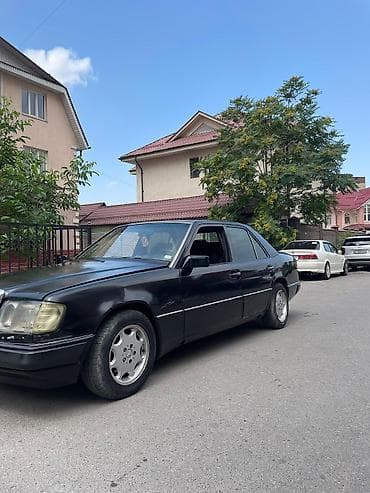 Mercedes-Benz W124: 1990 г., 2.3 л, Механика, Бензин, Седан — 3