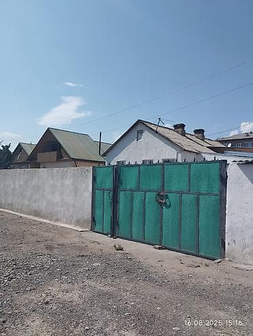 Дом, 111 м², 2 комнаты, Собственник, Старый ремонт