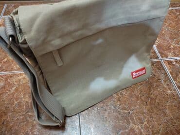 сумка для документов а4: Сумка на ремне. Плотная, добротная. Размер 30 на 27см.В отличном — 4